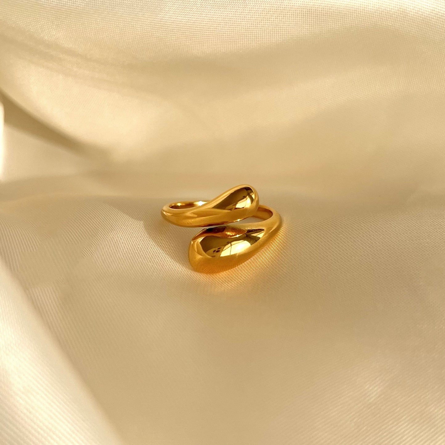 Selena Ring