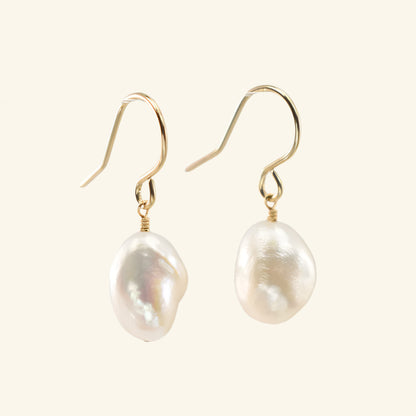 Eden Pearl Earrings