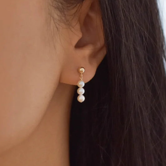 Maggie Pearl Drop Earrings - Zestello